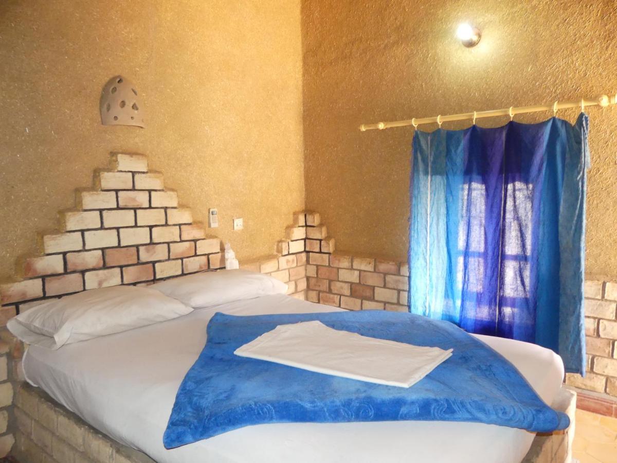 Les Pyramides Hotel Merzouga Eksteriør bilde