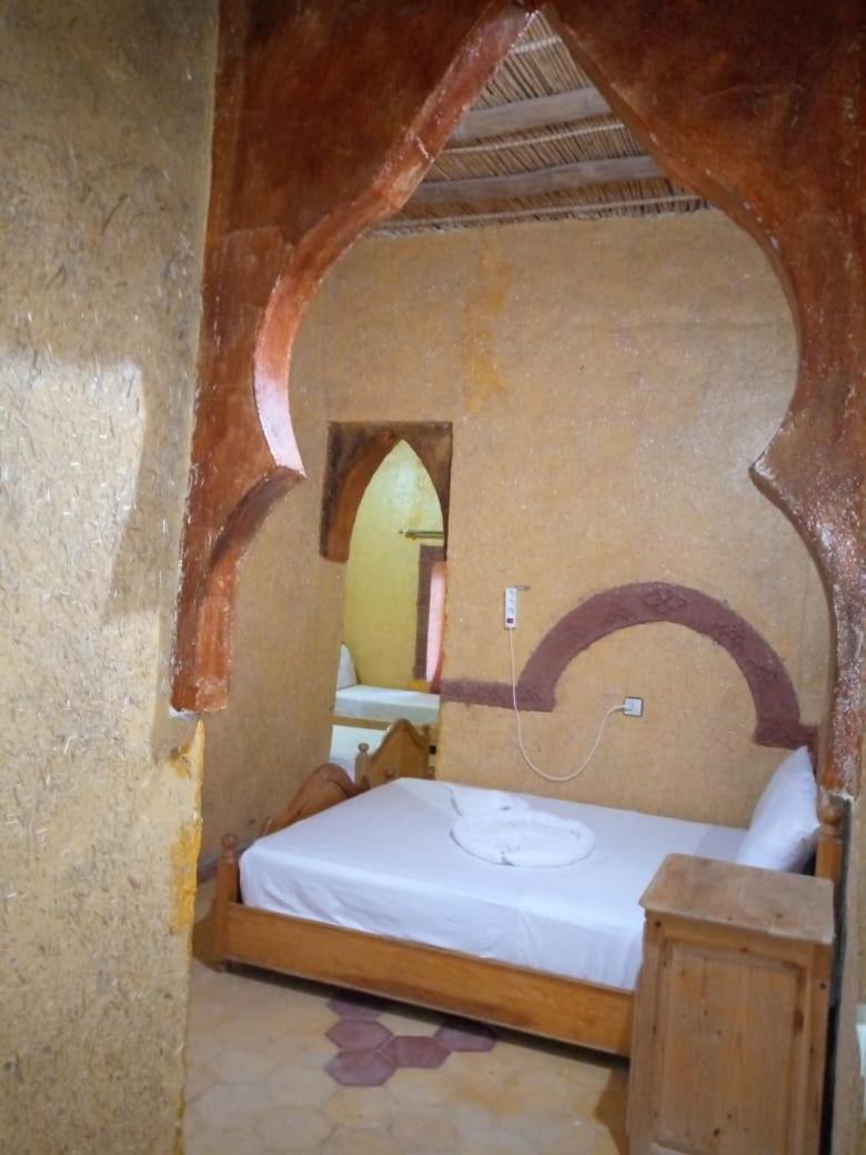 Les Pyramides Hotel Merzouga Eksteriør bilde